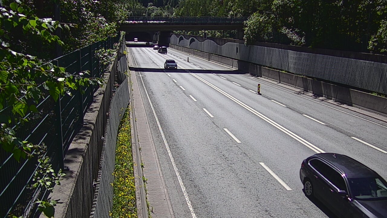 Kelikamerat Kuva Tie 102 Espoo Hiidenkallion tunneli, suuaukko pohj., Espoo, Uusimaa