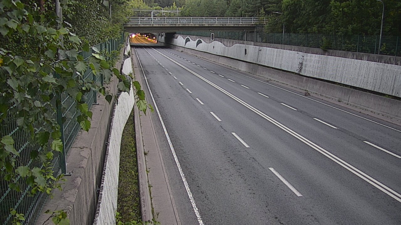 Kelikamerat Kuva Tie 102 Espoo Hiidenkallion tunneli, suuaukko pohj., Espoo, Uusimaa