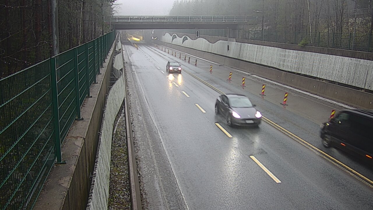 Kelikamerat Kuva Tie 102 Espoo Hiidenkallion tunneli, suuaukko pohj., Espoo, Uusimaa