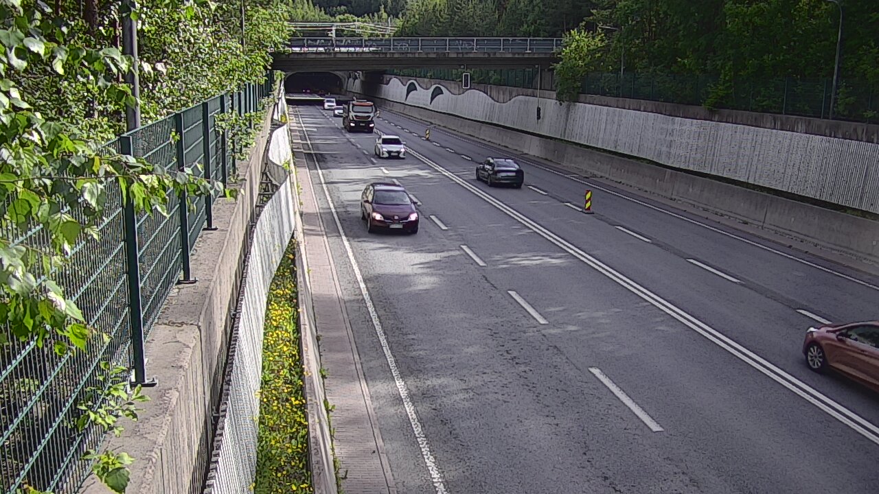 Kelikamerat Kuva Tie 102 Espoo Hiidenkallion tunneli, suuaukko pohj., Espoo, Uusimaa