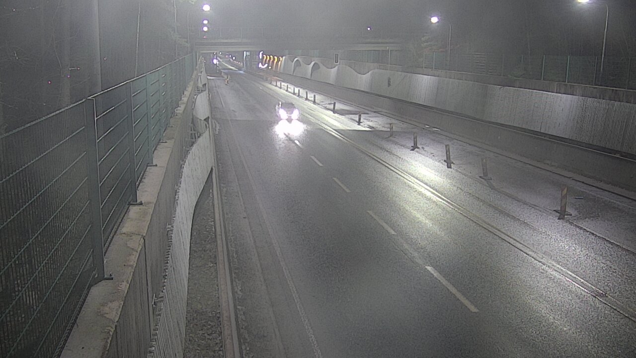 Kelikamerat Kuva Tie 102 Espoo Hiidenkallion tunneli, suuaukko pohj., Espoo, Uusimaa