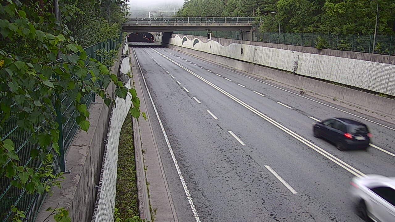 Weather Camera Image Road 102 Espoo Hiidenkallion tunneli, suuaukko north., Espoo, Uusimaa
