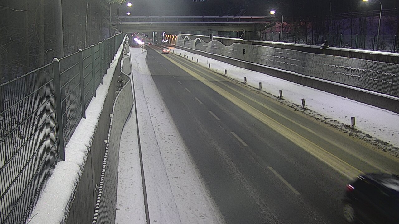 Kelikamerat Kuva Tie 102 Espoo Hiidenkallion tunneli, suuaukko pohj., Espoo, Uusimaa