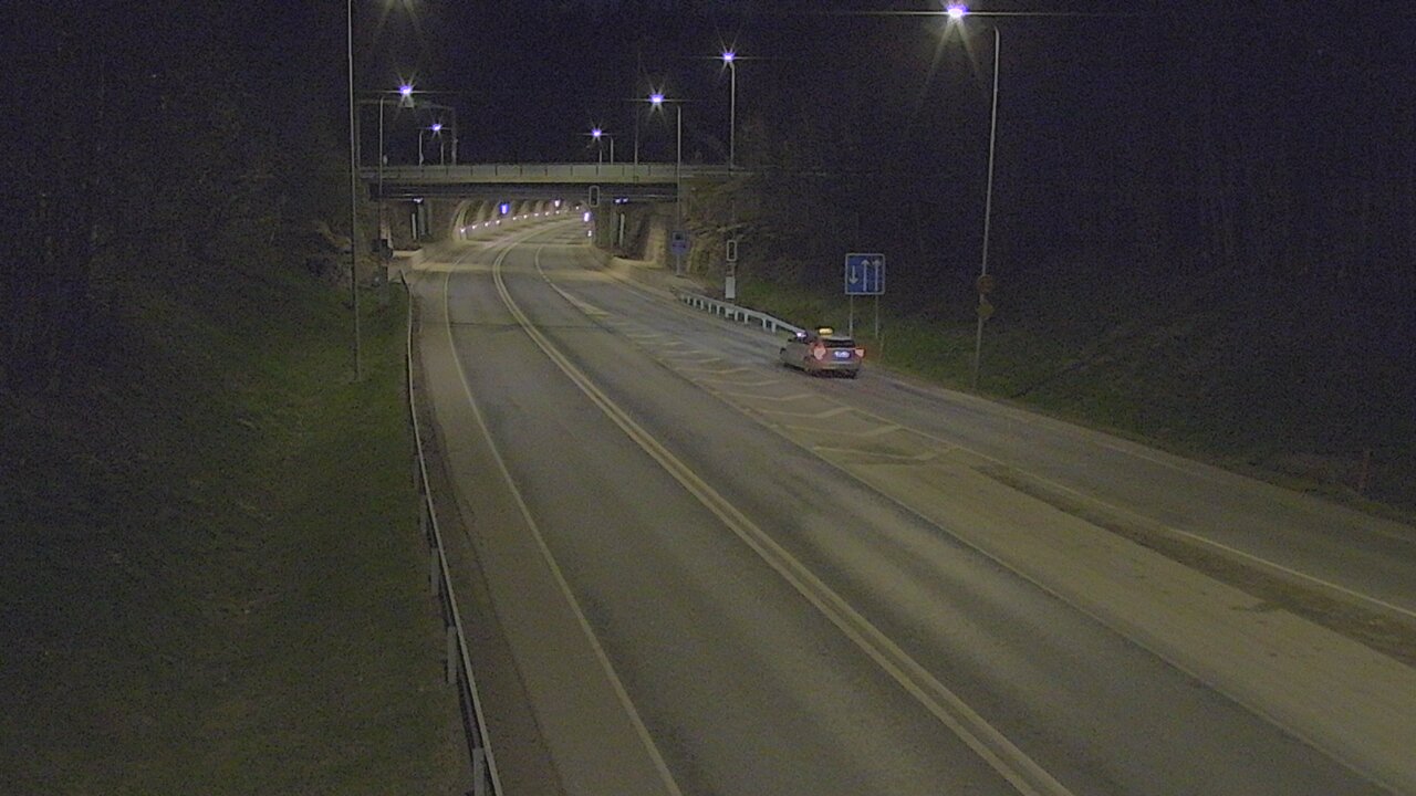 Kelikamerat Kuva Tie 102 Hiidenkallion tunneli, suuaukko etelä, Espoo, Uusimaa