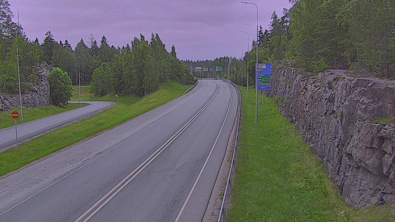 Kelikamerat Kuva Tie 102 Hiidenkallion tunneli, suuaukko etelä, Espoo, Uusimaa