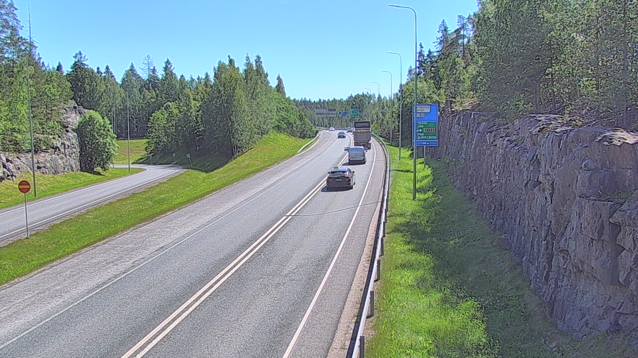 Kelikamerat Kuva Tie 102 Hiidenkallion tunneli, suuaukko etelä, Espoo, Uusimaa
