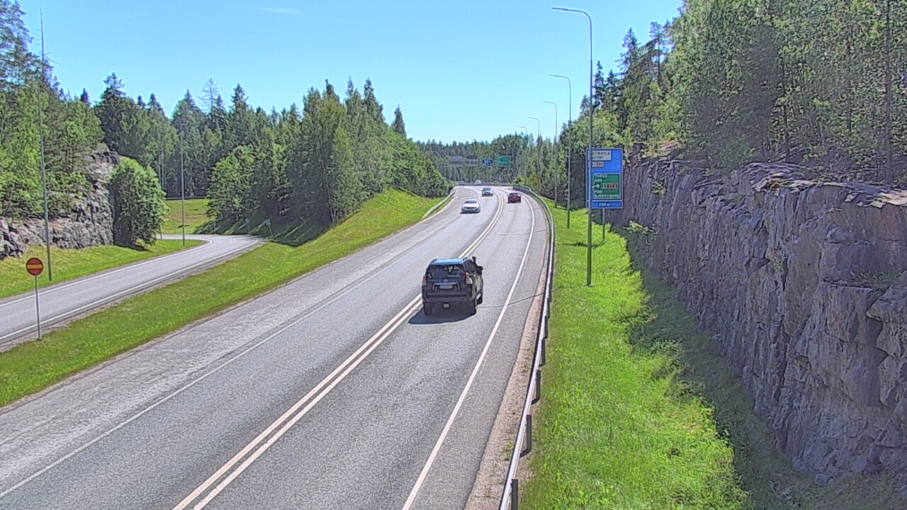 Kelikamerat Kuva Tie 102 Hiidenkallion tunneli, suuaukko etelä, Espoo, Uusimaa