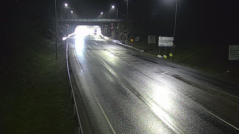 Weather Camera Image Tie 102 Hiidenkallion tunneli, suuaukko etelä, Espoo, Uusimaa