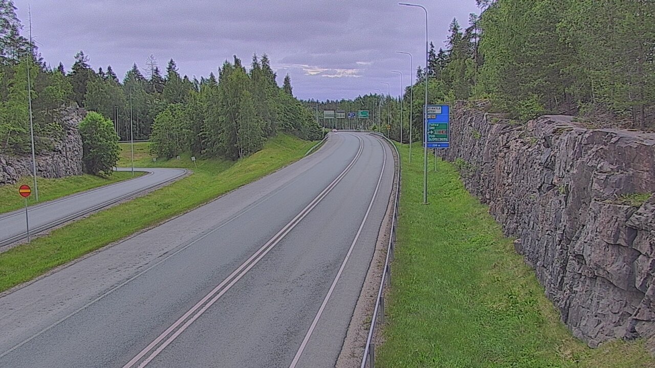Kelikamerat Kuva Tie 102 Hiidenkallion tunneli, suuaukko etelä, Espoo, Uusimaa
