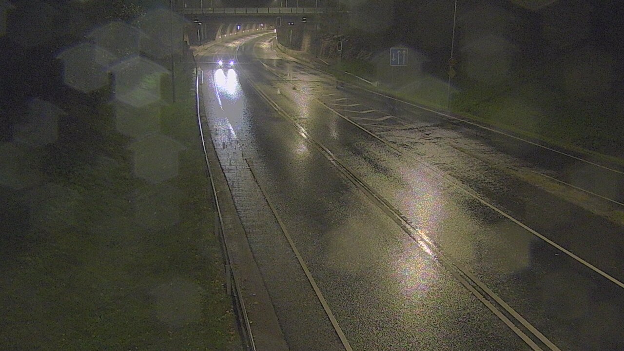 Kelikamerat Kuva Tie 102 Hiidenkallion tunneli, suuaukko etelä, Espoo, Uusimaa