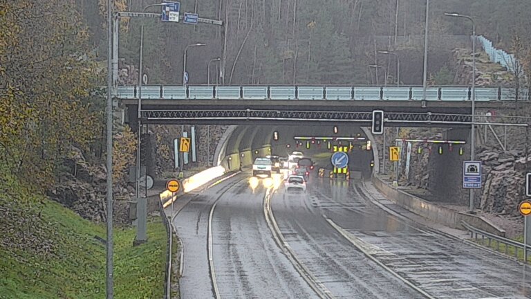 Kelikamerat Kuva Tie 102 Hiidenkallion tunneli, suuaukko etelä, Espoo, Uusimaa