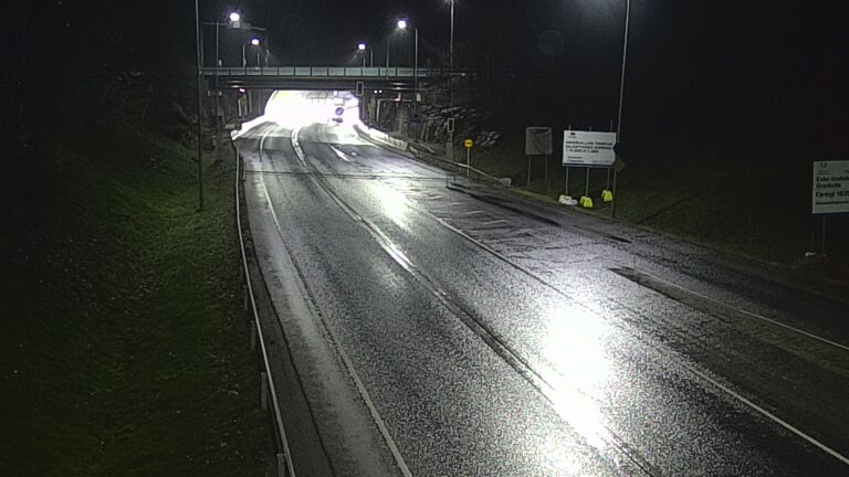 Weather Camera Image Tie 102 Hiidenkallion tunneli, suuaukko etelä, Espoo, Uusimaa