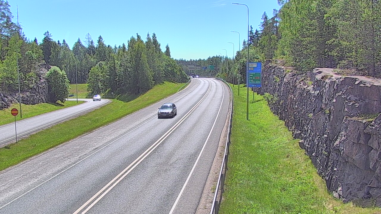 Kelikamerat Kuva Tie 102 Hiidenkallion tunneli, suuaukko etelä, Espoo, Uusimaa
