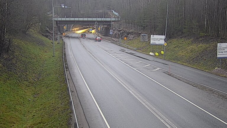 Weather Camera Image Tie 102 Hiidenkallion tunneli, suuaukko etelä, Espoo, Uusimaa