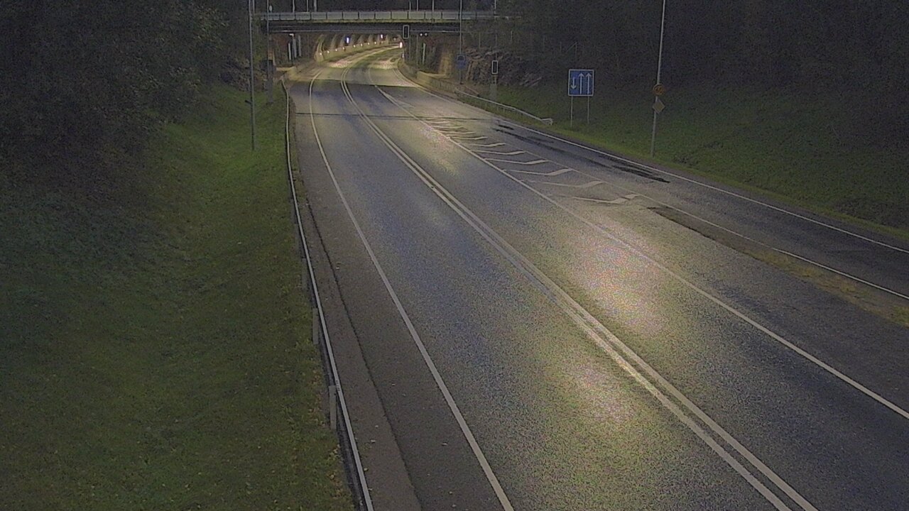 Kelikamerat Kuva Tie 102 Hiidenkallion tunneli, suuaukko etelä, Espoo, Uusimaa