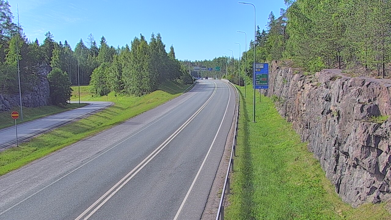 Kelikamerat Kuva Tie 102 Hiidenkallion tunneli, suuaukko etelä, Espoo, Uusimaa