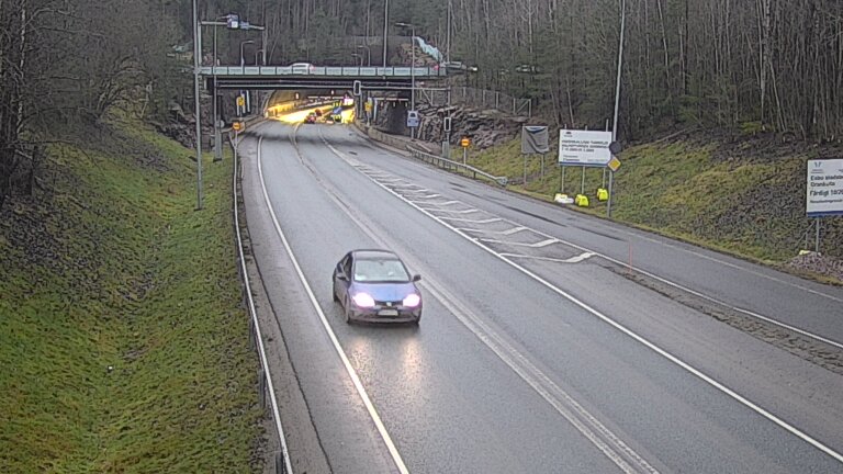 Weather Camera Image Tie 102 Hiidenkallion tunneli, suuaukko etelä, Espoo, Uusimaa