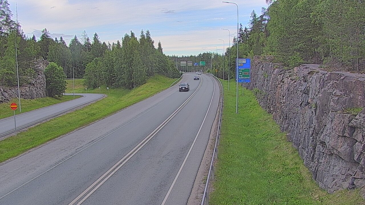 Kelikamerat Kuva Tie 102 Hiidenkallion tunneli, suuaukko etelä, Espoo, Uusimaa