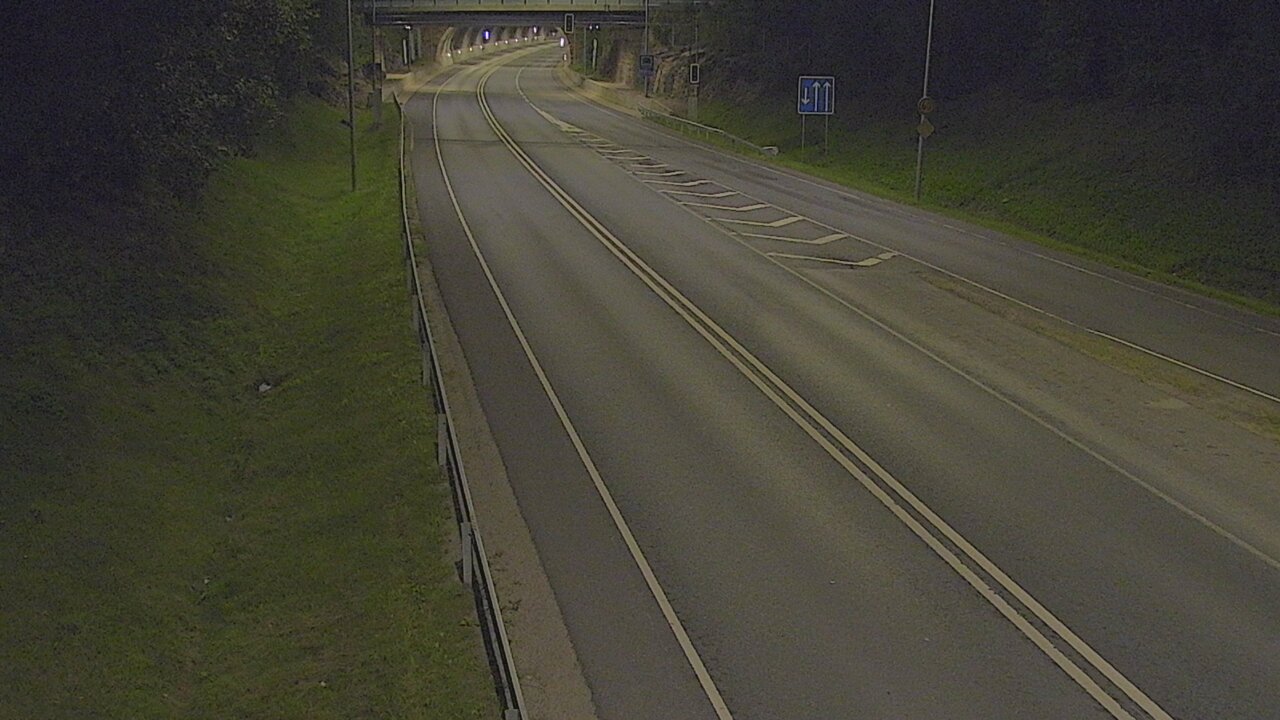 Kelikamerat Kuva Tie 102 Hiidenkallion tunneli, suuaukko etelä, Espoo, Uusimaa