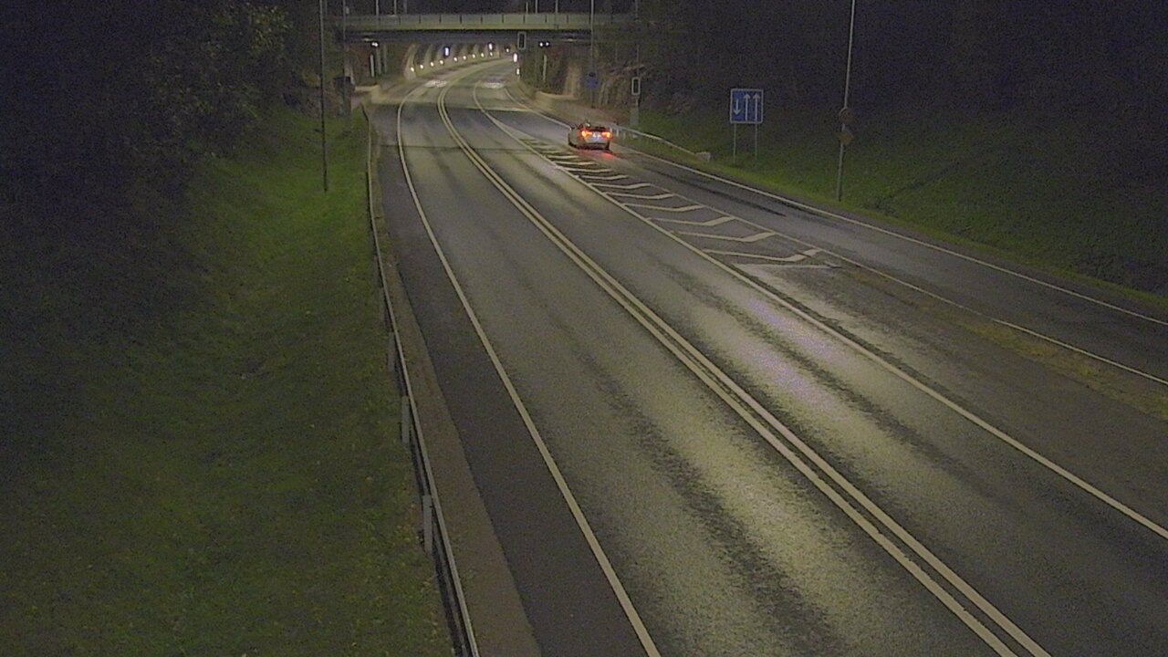 Kelikamerat Kuva Tie 102 Hiidenkallion tunneli, suuaukko etelä, Espoo, Uusimaa