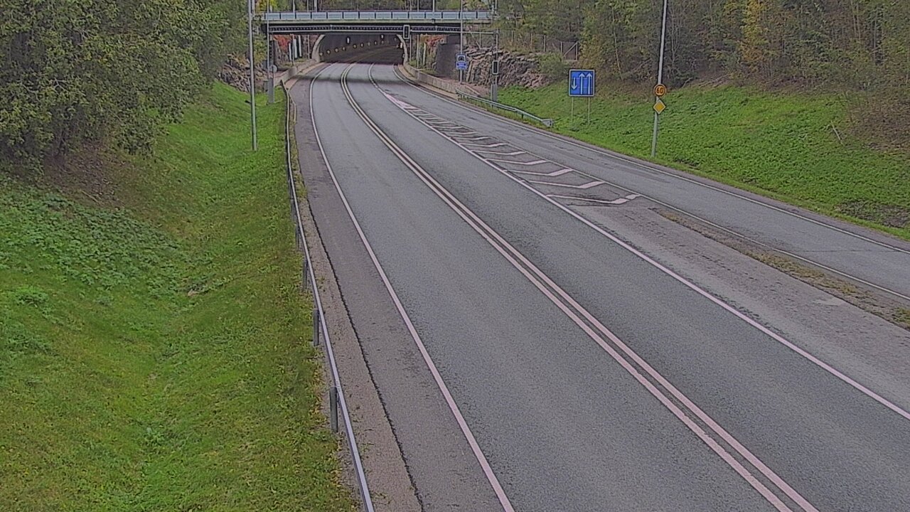 Kelikamerat Kuva Tie 102 Hiidenkallion tunneli, suuaukko etelä, Espoo, Uusimaa