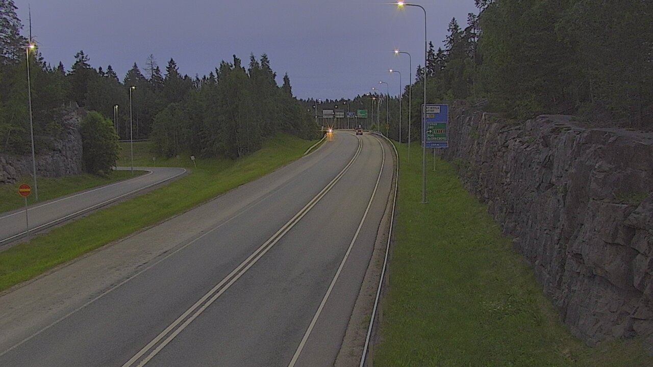 Kelikamerat Kuva Tie 102 Hiidenkallion tunneli, suuaukko etelä, Espoo, Uusimaa
