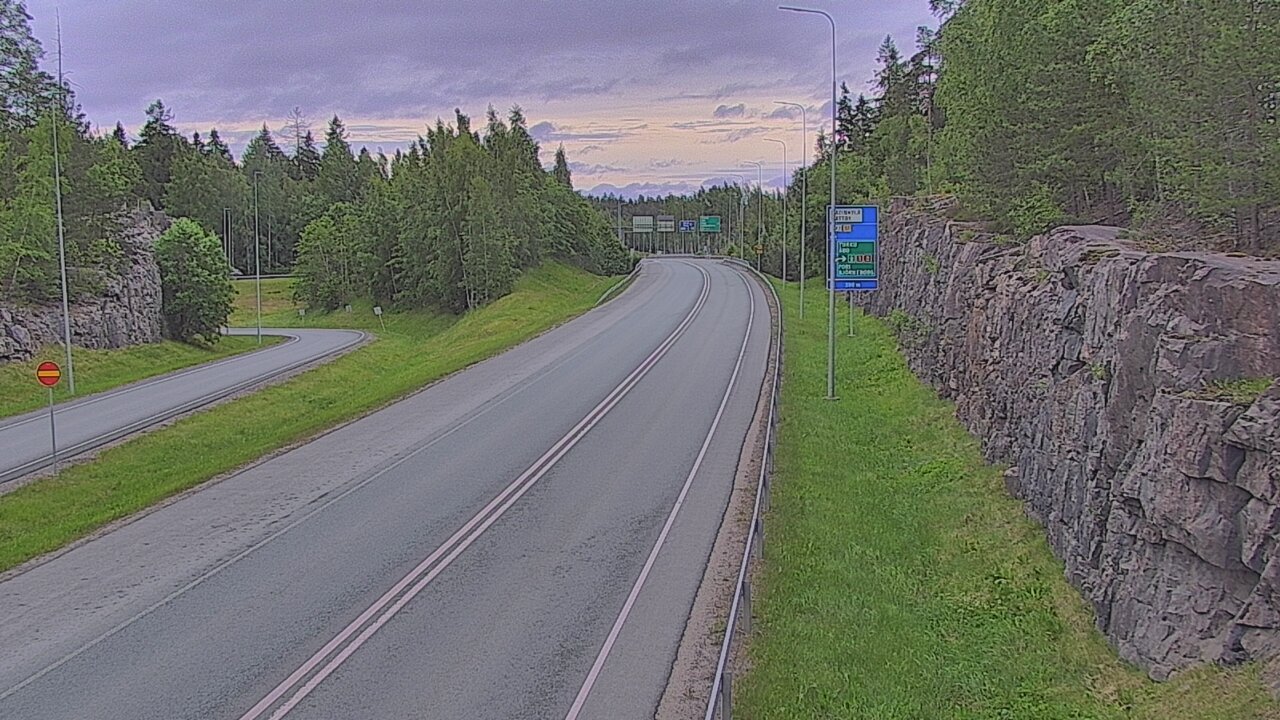 Kelikamerat Kuva Tie 102 Hiidenkallion tunneli, suuaukko etelä, Espoo, Uusimaa