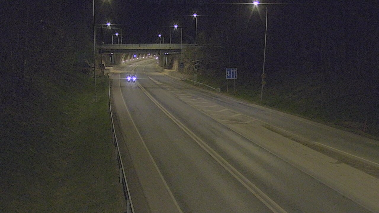 Kelikamerat Kuva Tie 102 Hiidenkallion tunneli, suuaukko etelä, Espoo, Uusimaa