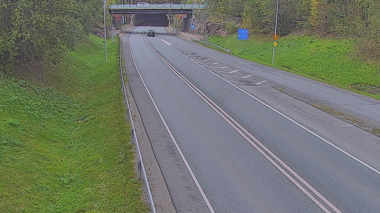 Kelikamerat Kuva Tie 102 Hiidenkallion tunneli, suuaukko etelä, Espoo, Uusimaa