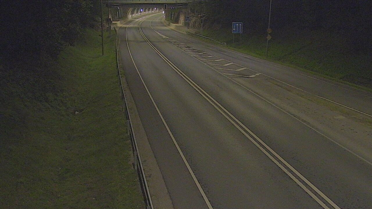 Kelikamerat Kuva Tie 102 Hiidenkallion tunneli, suuaukko etelä, Espoo, Uusimaa
