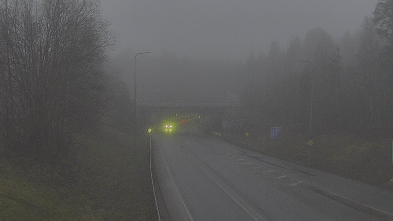 Kelikamerat Kuva Tie 102 Hiidenkallion tunneli, suuaukko etelä, Espoo, Uusimaa