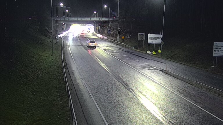 Weather Camera Image Tie 102 Hiidenkallion tunneli, suuaukko etelä, Espoo, Uusimaa