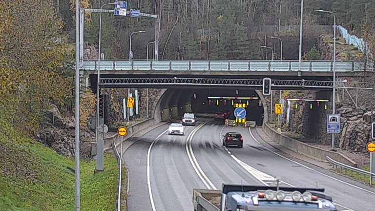 Kelikamerat Kuva Tie 102 Hiidenkallion tunneli, suuaukko etelä, Espoo, Uusimaa