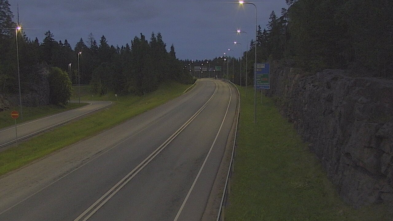 Kelikamerat Kuva Tie 102 Hiidenkallion tunneli, suuaukko etelä, Espoo, Uusimaa