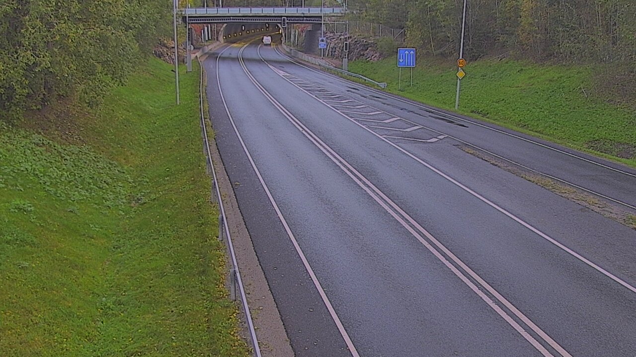 Kelikamerat Kuva Tie 102 Hiidenkallion tunneli, suuaukko etelä, Espoo, Uusimaa