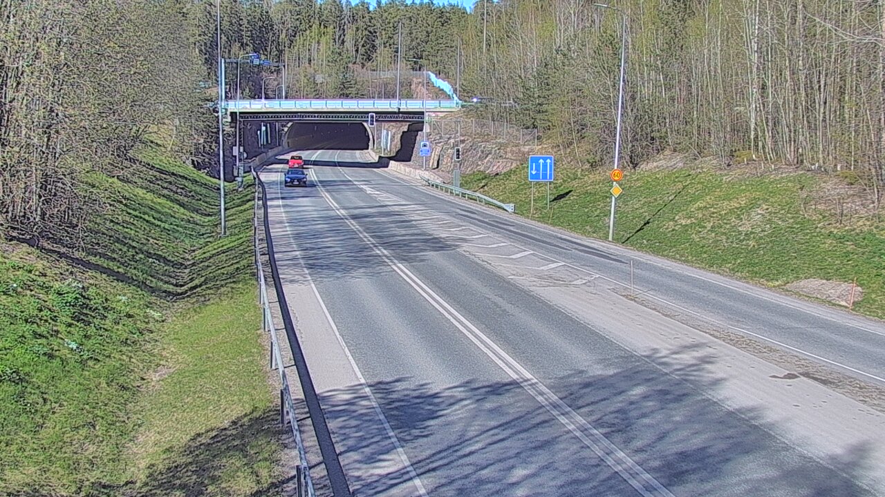 Kelikamerat Kuva Tie 102 Hiidenkallion tunneli, suuaukko etelä, Espoo, Uusimaa