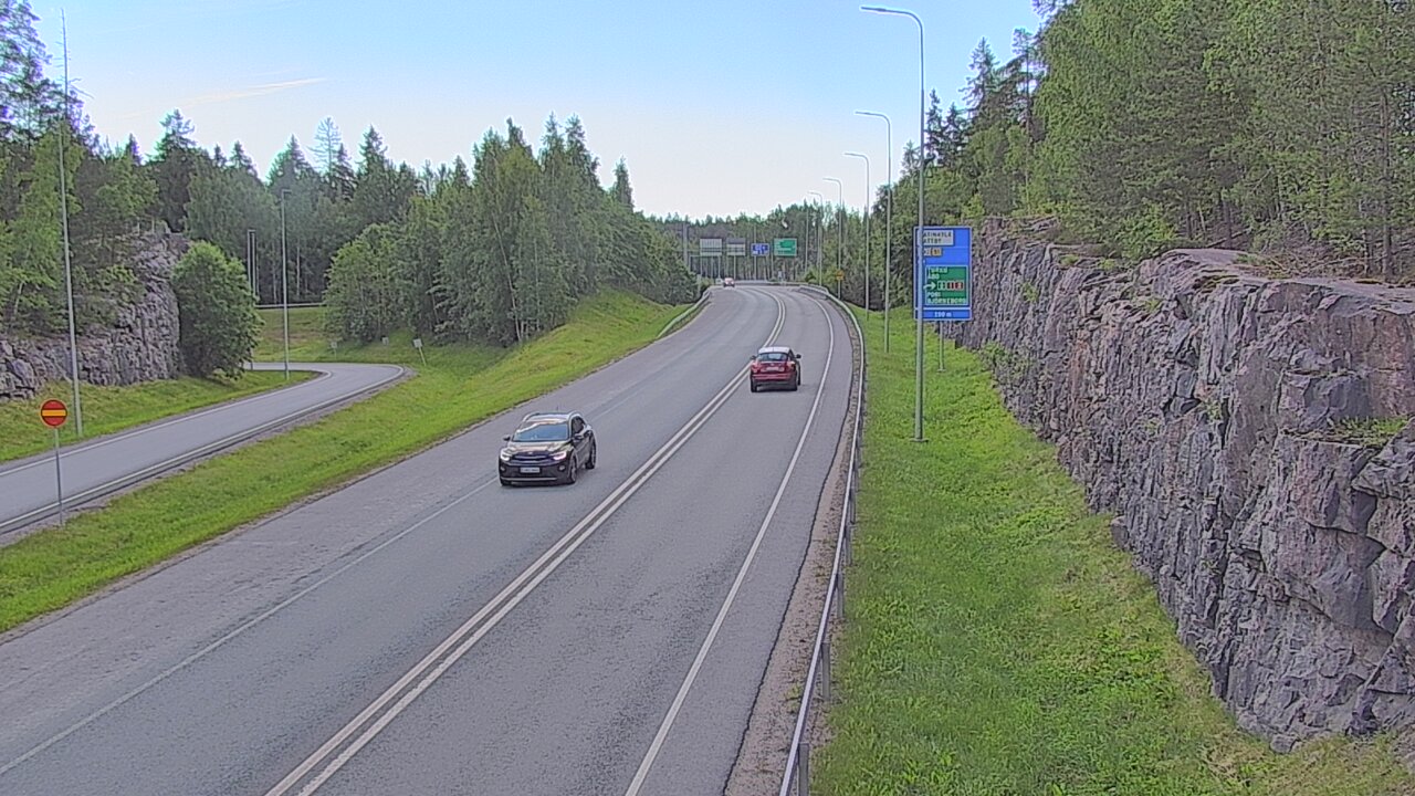 Kelikamerat Kuva Tie 102 Hiidenkallion tunneli, suuaukko etelä, Espoo, Uusimaa