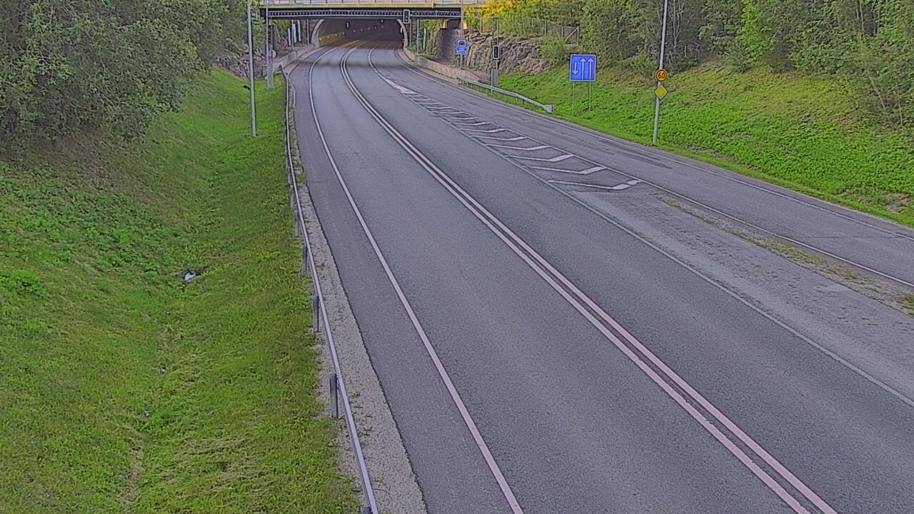 Kelikamerat Kuva Tie 102 Hiidenkallion tunneli, suuaukko etelä, Espoo, Uusimaa