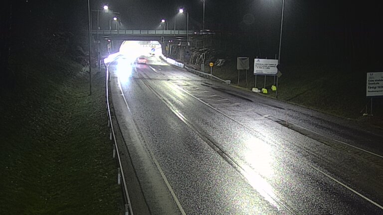 Weather Camera Image Tie 102 Hiidenkallion tunneli, suuaukko etelä, Espoo, Uusimaa