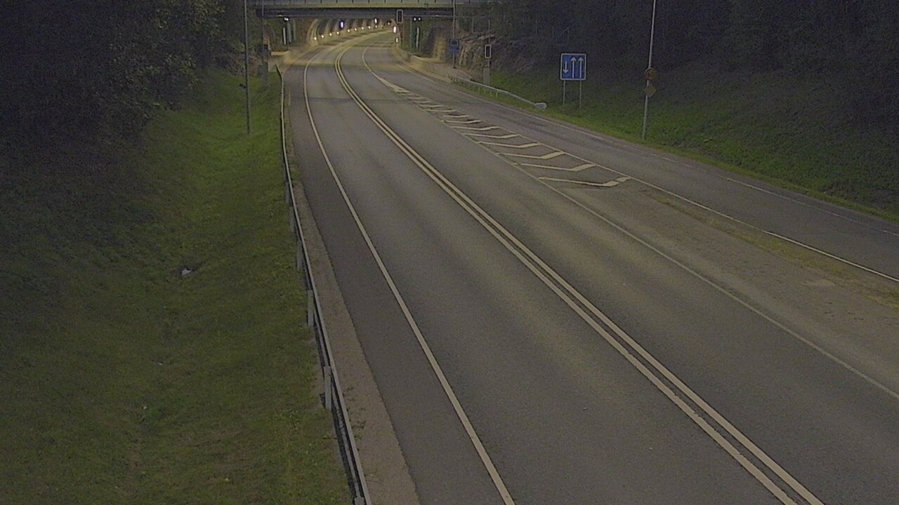 Kelikamerat Kuva Tie 102 Hiidenkallion tunneli, suuaukko etelä, Espoo, Uusimaa