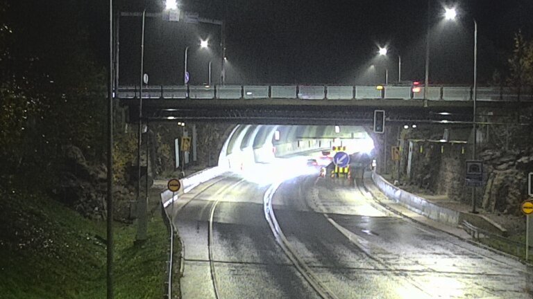 Kelikamerat Kuva Tie 102 Hiidenkallion tunneli, suuaukko etelä, Espoo, Uusimaa