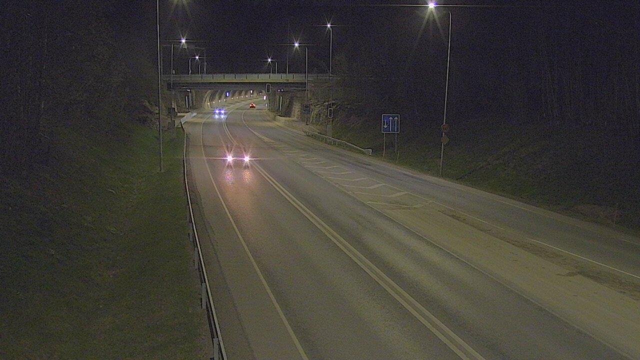 Weather Camera Image Tie 102 Hiidenkallion tunneli, suuaukko etelä, Espoo, Uusimaa