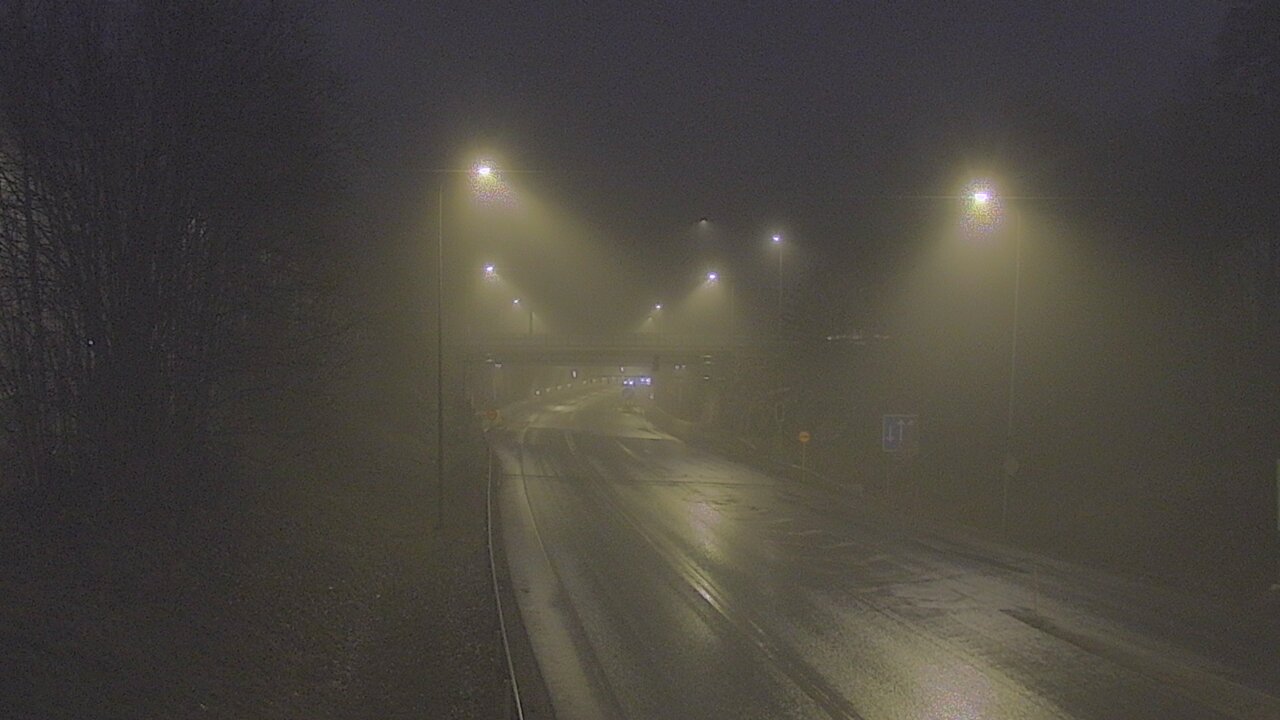 Kelikamerat Kuva Tie 102 Hiidenkallion tunneli, suuaukko etelä, Espoo, Uusimaa