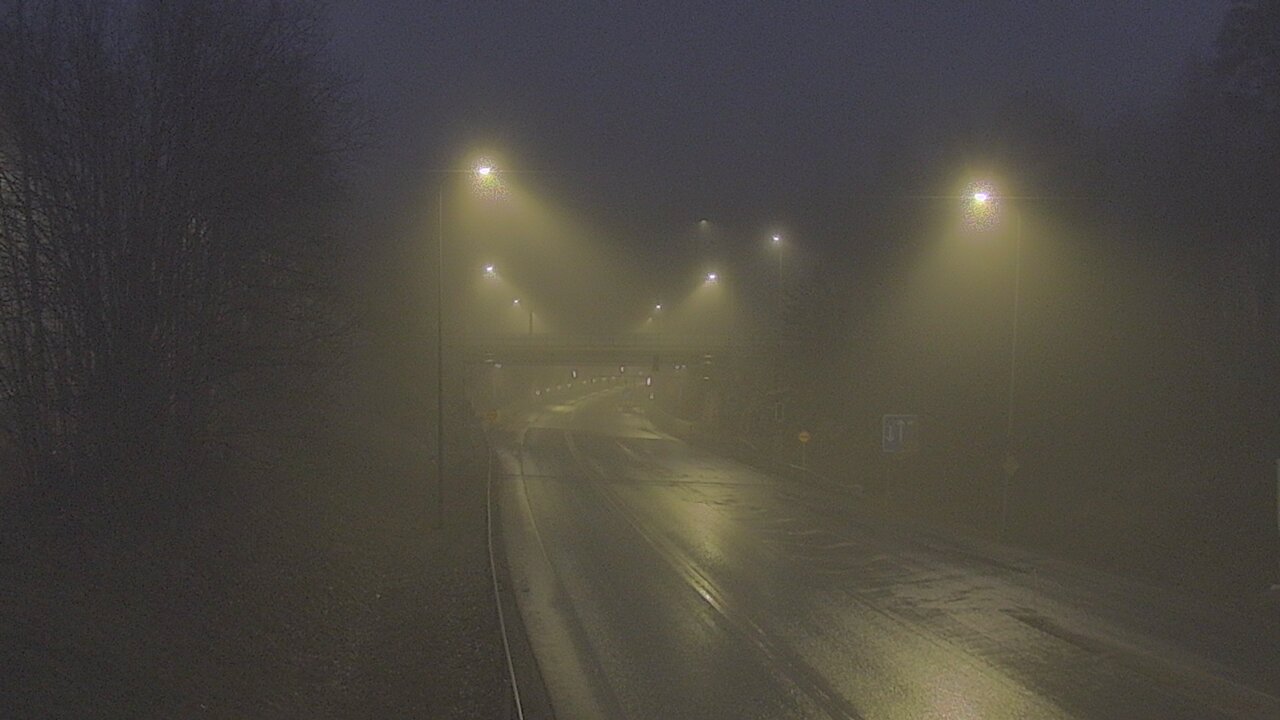 Kelikamerat Kuva Tie 102 Hiidenkallion tunneli, suuaukko etelä, Espoo, Uusimaa