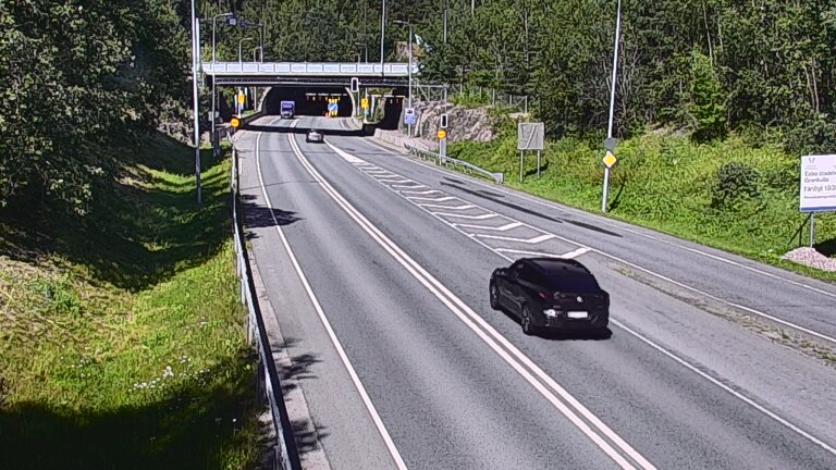 Kelikamerat Kuva Tie 102 Hiidenkallion tunneli, suuaukko etelä, Espoo, Uusimaa