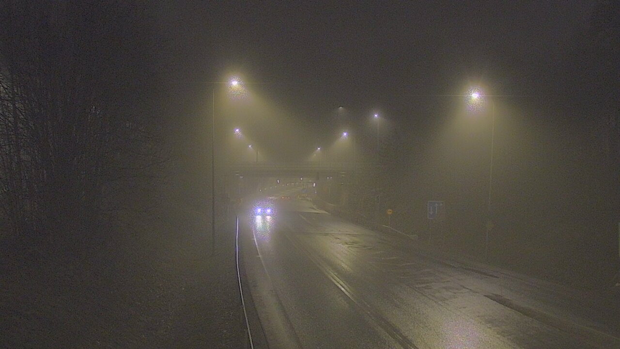 Kelikamerat Kuva Tie 102 Hiidenkallion tunneli, suuaukko etelä, Espoo, Uusimaa