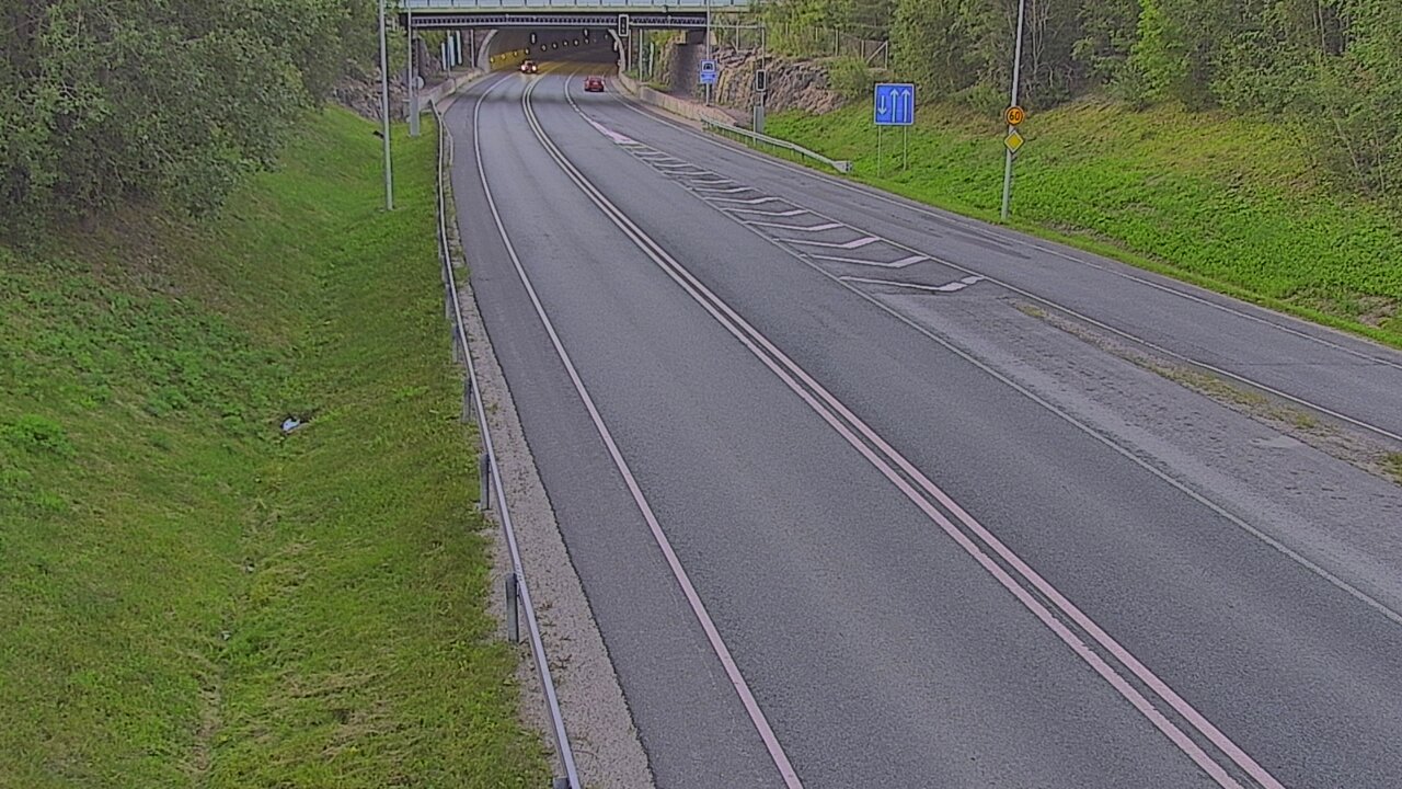 Kelikamerat Kuva Tie 102 Hiidenkallion tunneli, suuaukko etelä, Espoo, Uusimaa