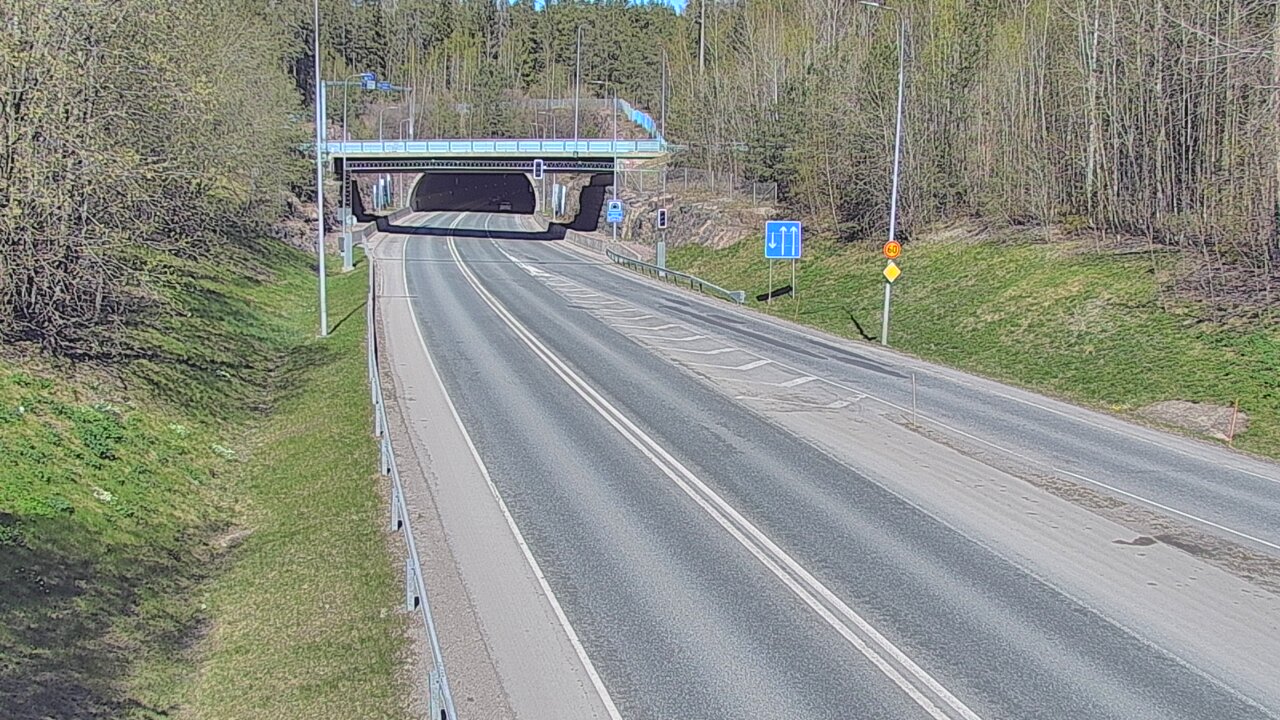 Kelikamerat Kuva Tie 102 Hiidenkallion tunneli, suuaukko etelä, Espoo, Uusimaa