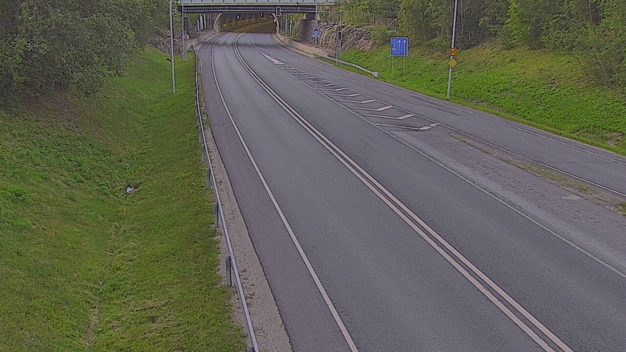 Kelikamerat Kuva Tie 102 Hiidenkallion tunneli, suuaukko etelä, Espoo, Uusimaa