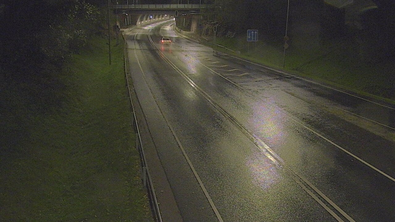 Kelikamerat Kuva Tie 102 Hiidenkallion tunneli, suuaukko etelä, Espoo, Uusimaa